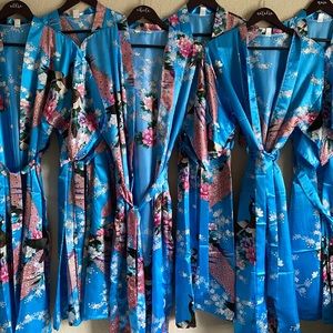 Bridesmaid Robe in Lake Blue